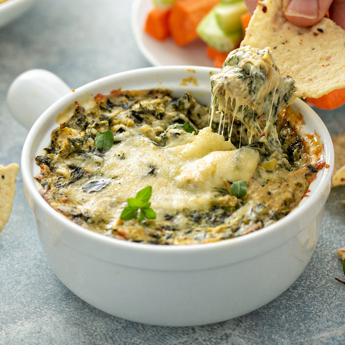 How to Make Creamy Spinach and Artichoke Dip
