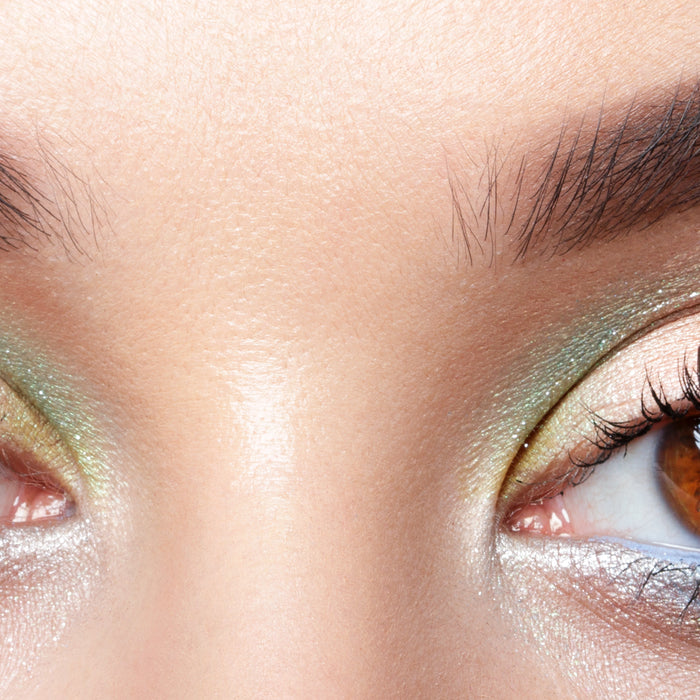 A Step-by-Step Guide to Creating the Perfect Smokey Eye