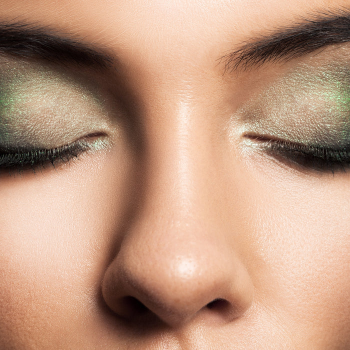 How to Apply Eye Makeup for Mature Eyes