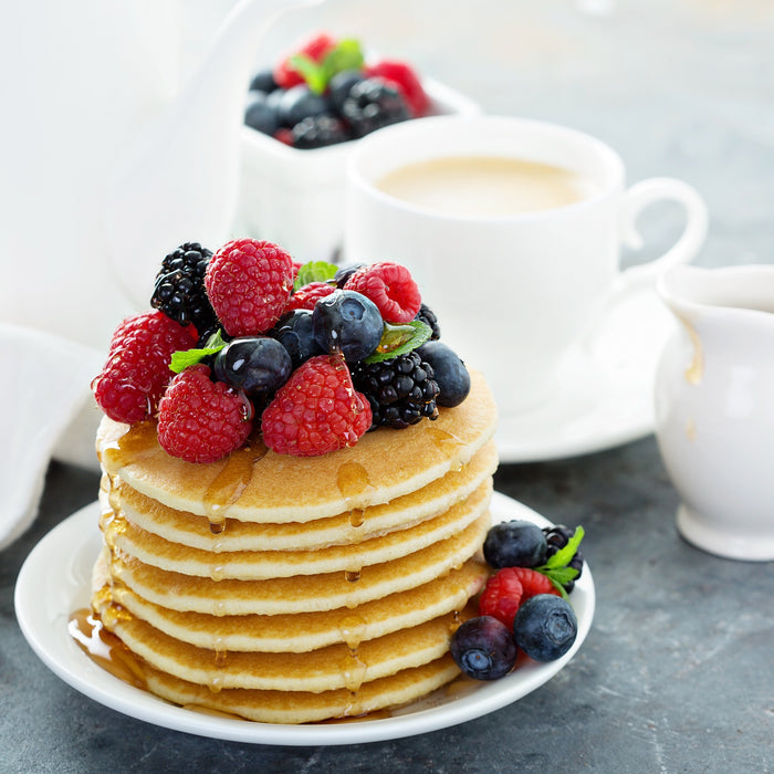 How to Make Fluffy Pancakes with Fresh Berries