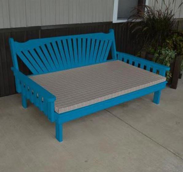 A & L Furniture A & L Furniture Yellow Pine Fanback Daybed Daybed